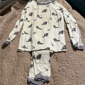 GUC Kyte Baby long sleeve pajamas in Raccoon, size 3T